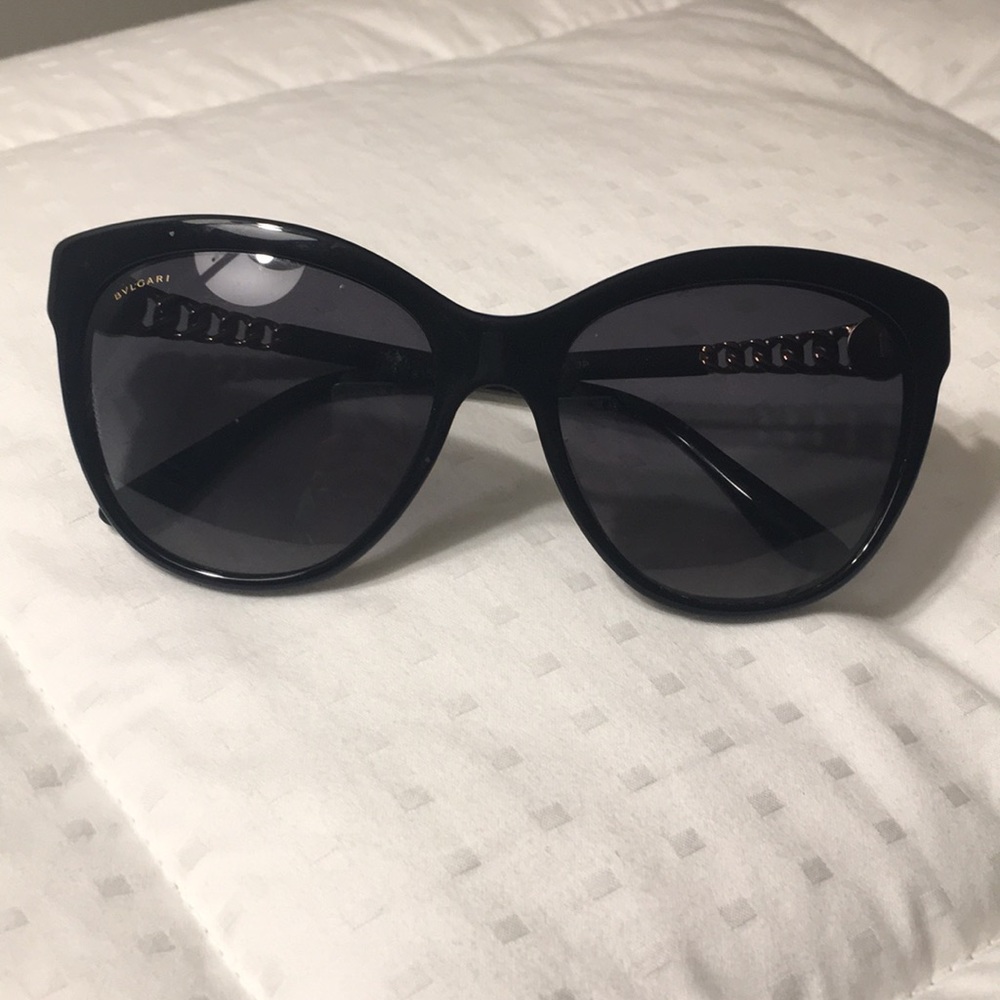 Authentic Bvlgari Black designer sunglasses + Case